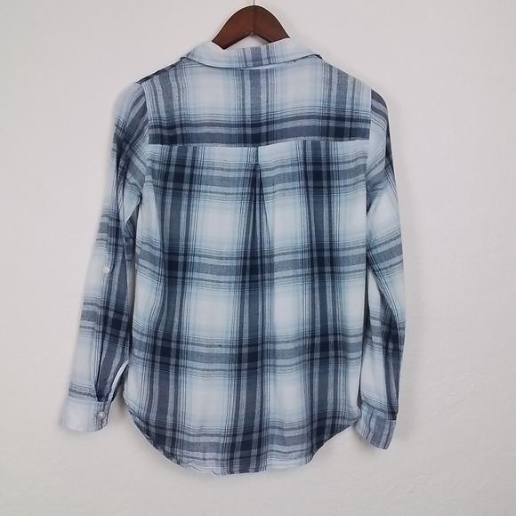 American Eagle Womens Flannel Shirt Sz S Charcoal Blue Plaid Boyfriend Roll‎ Tab - Picture 6 of 15
